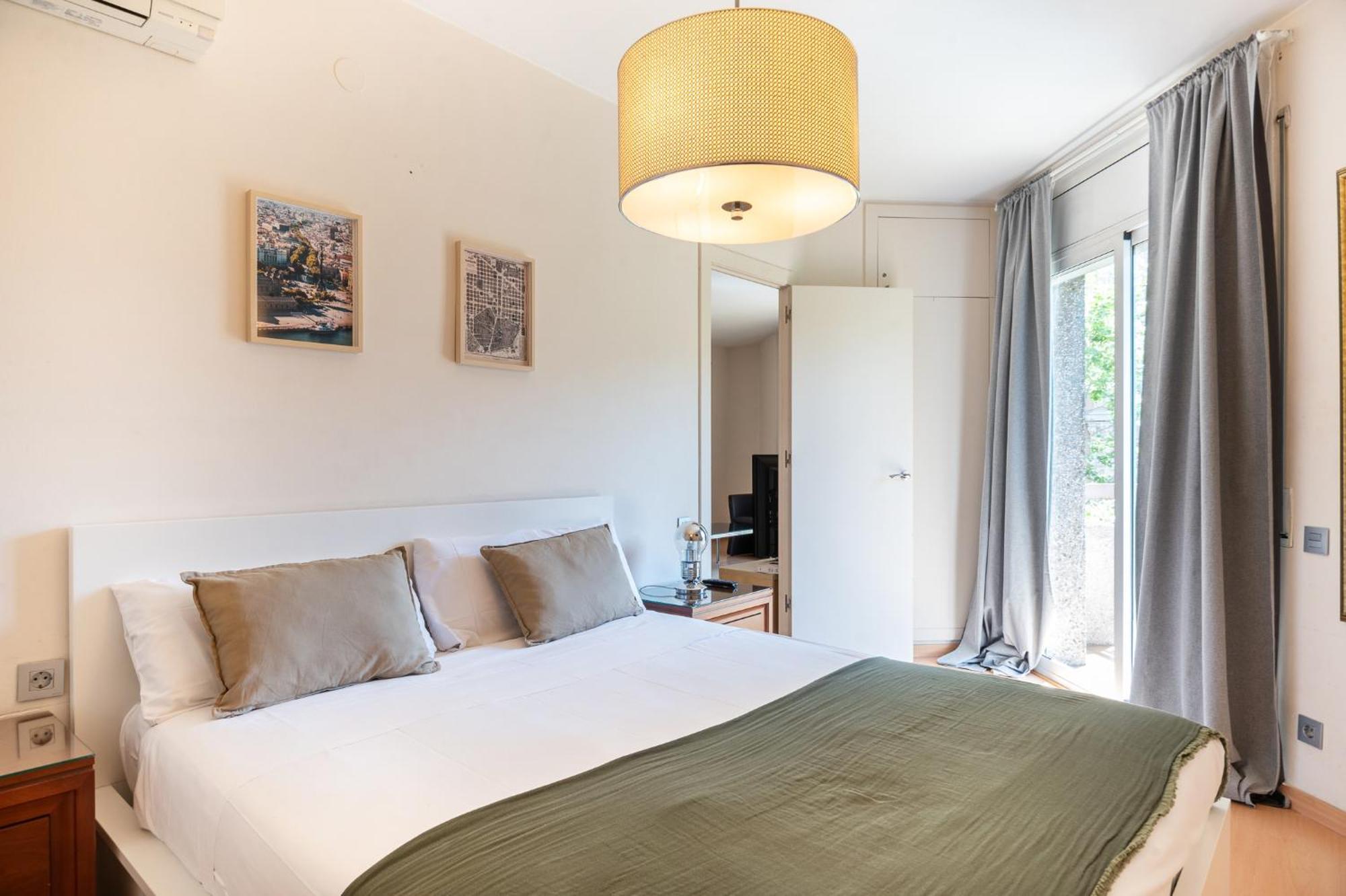 R&B Muntaner Apartment Barcelona Exterior photo